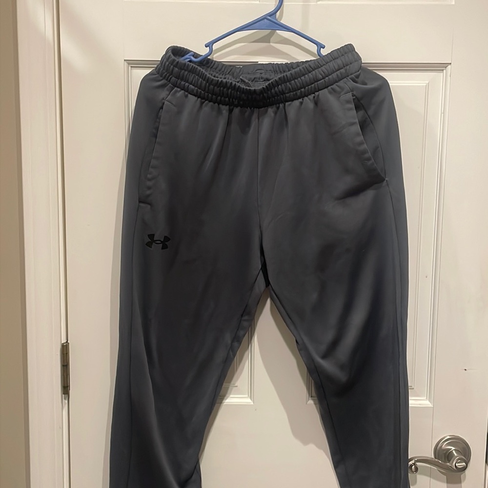 Men’s athletic pants